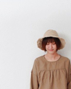 Cut shirring blouse-2Color