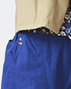 Small Flower Embroidered Pocket Slacks-3Color