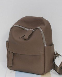 오피스 레더 백팩  40% sale 79,000원