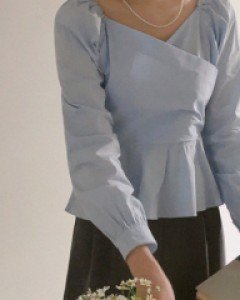 (당일출고) (3color) 펌킨 플레어 블라우스 (특별한날 매치하기 좋은 블라우스!)