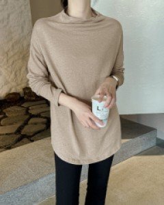New Magazine Turtleneck T-shirt MA08256