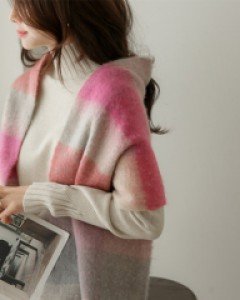 Gloria shawl C112513