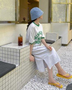 Plain line color matching dress