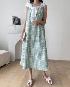A Checkered Sleeveless Dress