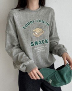 Lunch snack sweatshirt