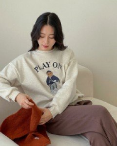 Bear fleece lined sweatshirt