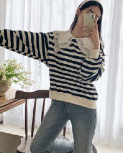 lace Collar horizontal striped sweatshirt