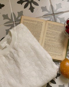 Uni Punching Short-Sleeved Sweatshirt