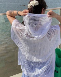 Beach Embroidery Hooded Mesh Knitwear