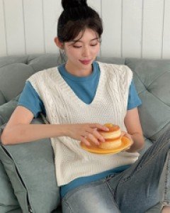 [Dear Short Women] Benny Twisted Knitted Vest