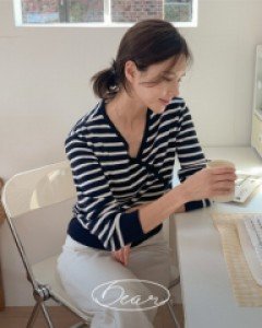 [Dear Short Women] Diagonal Wrap horizontal striped Long-sleeve Knitwear