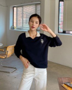 Any Printed Collar Sweatshirt