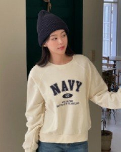 Navy Raglan sweatshirt