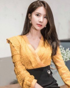 *레이스브이랩 블라우스*