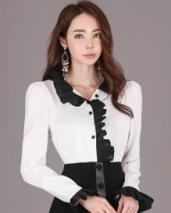 *위브 블라우스*