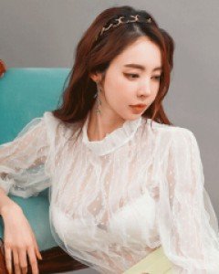 *아이오 블라우스*