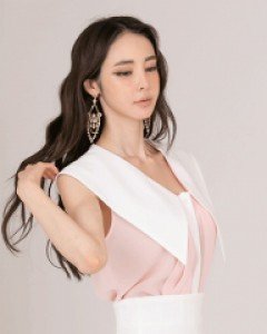 *넬리카라 블라우스*