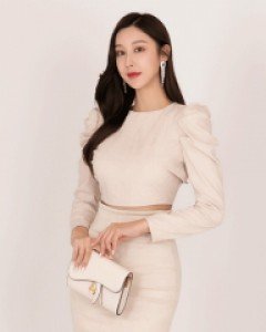 *라인크롭 블라우스*