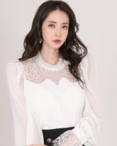 *아리움 블라우스*