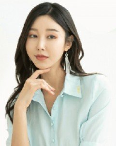 *카라로고 블라우스*