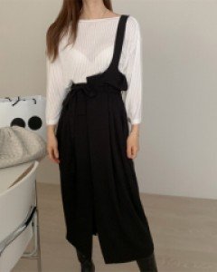 One shoulder skirt