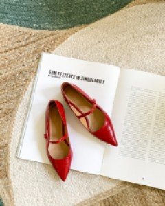 Alice marry jane flat