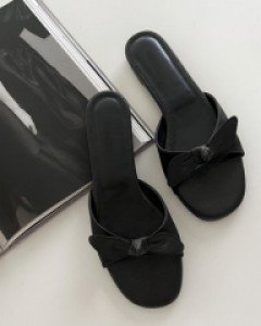 Petti ribbon slipper