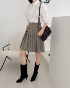 Derek pleats skirt (Shipping after October 14th )