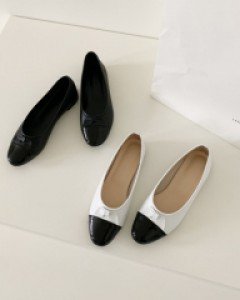 Lady ribbon flat shoes