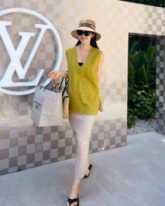 Made su:tweed long skirt