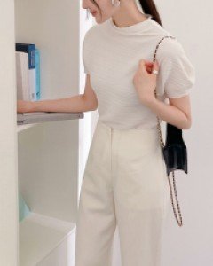 Bunny pleats blouse