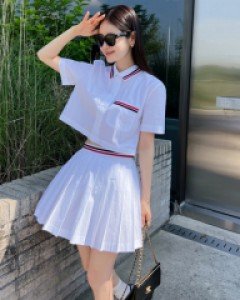 Chelsea pleats skirt (Shipping after July 27th)