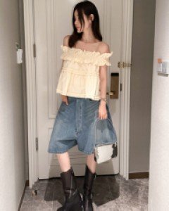 Flow off-shoulder blouse