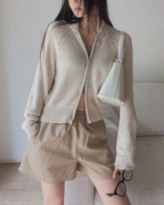 Pole boucle zip-up knit