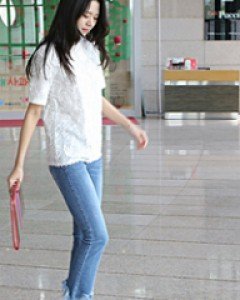 수술언발청바지최고의 예쁜핏으로 스타일짱입니다^^탄력있는 스판으로 착용감도 최고!!