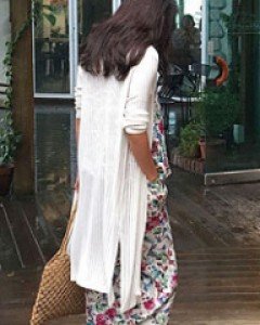 썸머롱가디건고급스럽고 감촉 좋아요~바디라인이 정말 예뻐보여요^^소량 재입고!!!강추!!강추!!