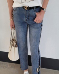 아미청바지착용감 진짜 편해요!!발랄하고 유니크한 스타일^^