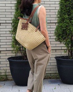 마고PT좋은 소재로 핏도 예쁘게!!시원하며 단단하게 모양 딱 잡아주네요강추!!