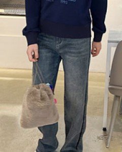 옆선줄기모청바지너무너무 예쁜 기모청바지예요스판성 좋아서 착용감도 최고!!주문폭주!!강력추천!