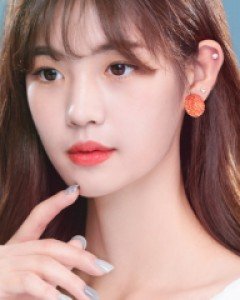 부티큐빅 버튼 귀찌