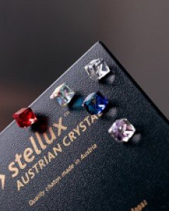 크리스탈사각 피어싱(낱개) ATEEZ 에이티즈 김홍중