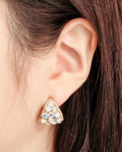 볼륨삼각버튼귀찌