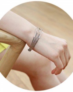 브로드웨이팔찌