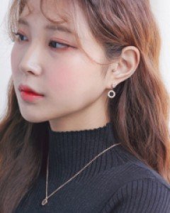 모멘트 귀걸이 목걸이