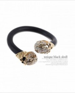 유니크블랙스컬팔찌