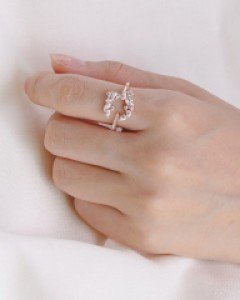 트릴로 반지
