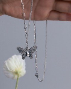 엠플라이 목걸이