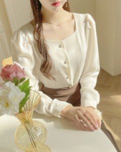 오브유 스퀘어넥 진주 블라우스 a2518