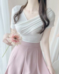 글램 실루엣 어깨셔링 랩 티 a2470