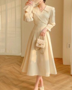 솔리에 면 카라 랩 플레어 원피스 a2972